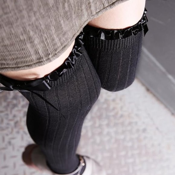 Over the Knee Socks With Satin Bows - Picture 2 of 3